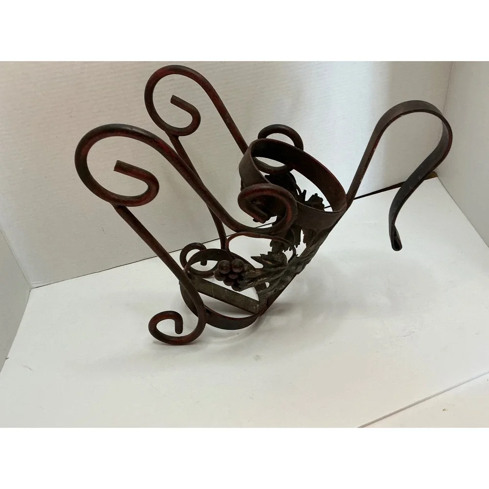 CBK Styles Vintage 2001 Metal Wine Bottle Holder Grapevine Scroll Bronze Brown